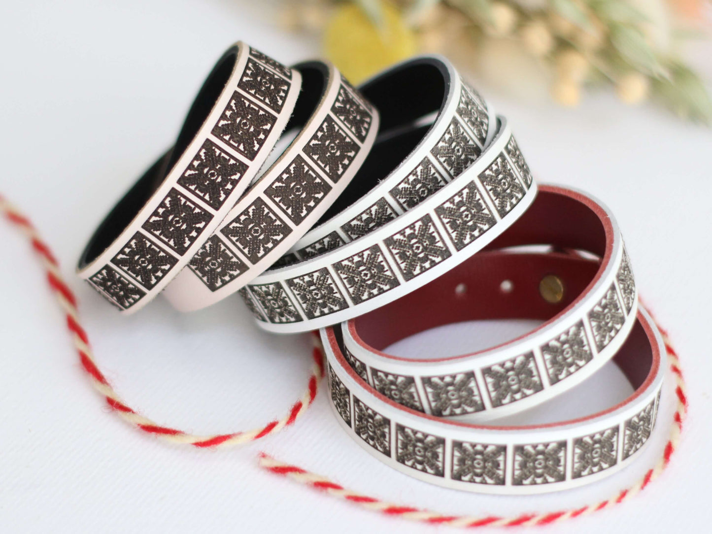 Bratara Martisor cu simbol romanesc