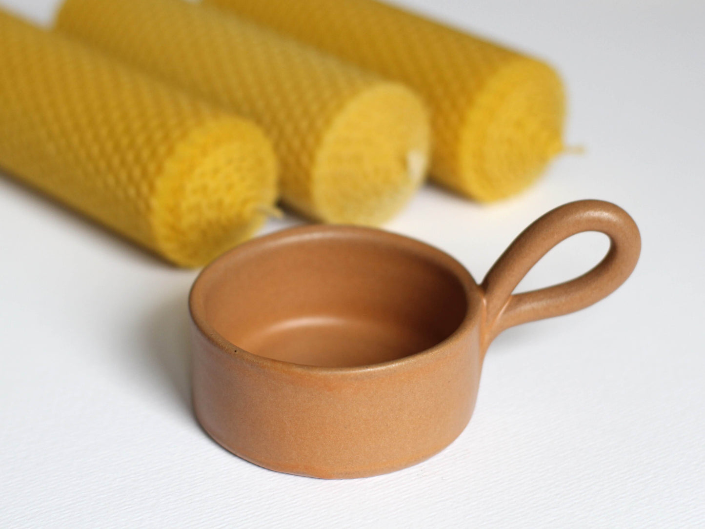 suport lucrat in atelierul Ceramical