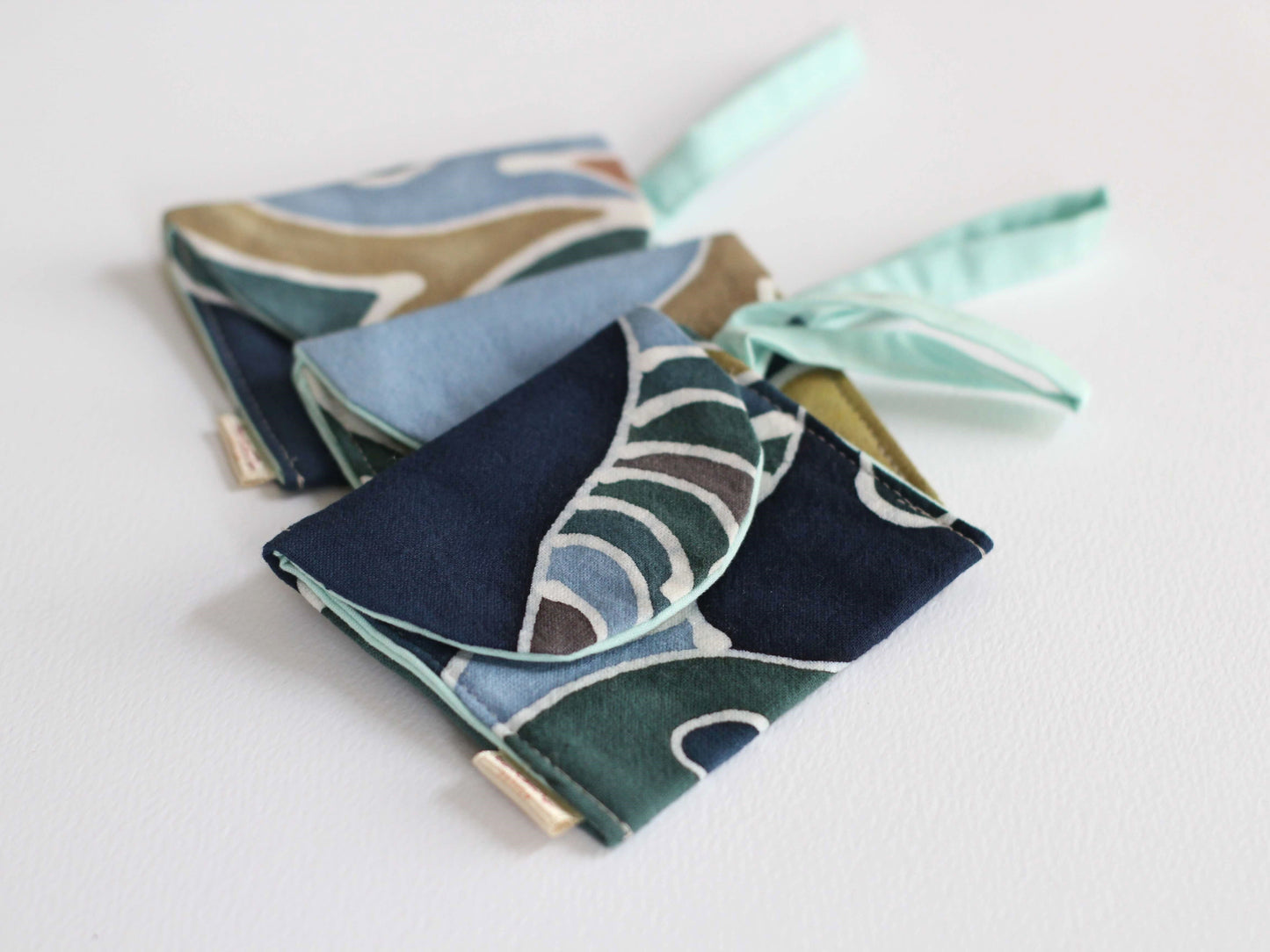 portmoneu textil tehnica batik