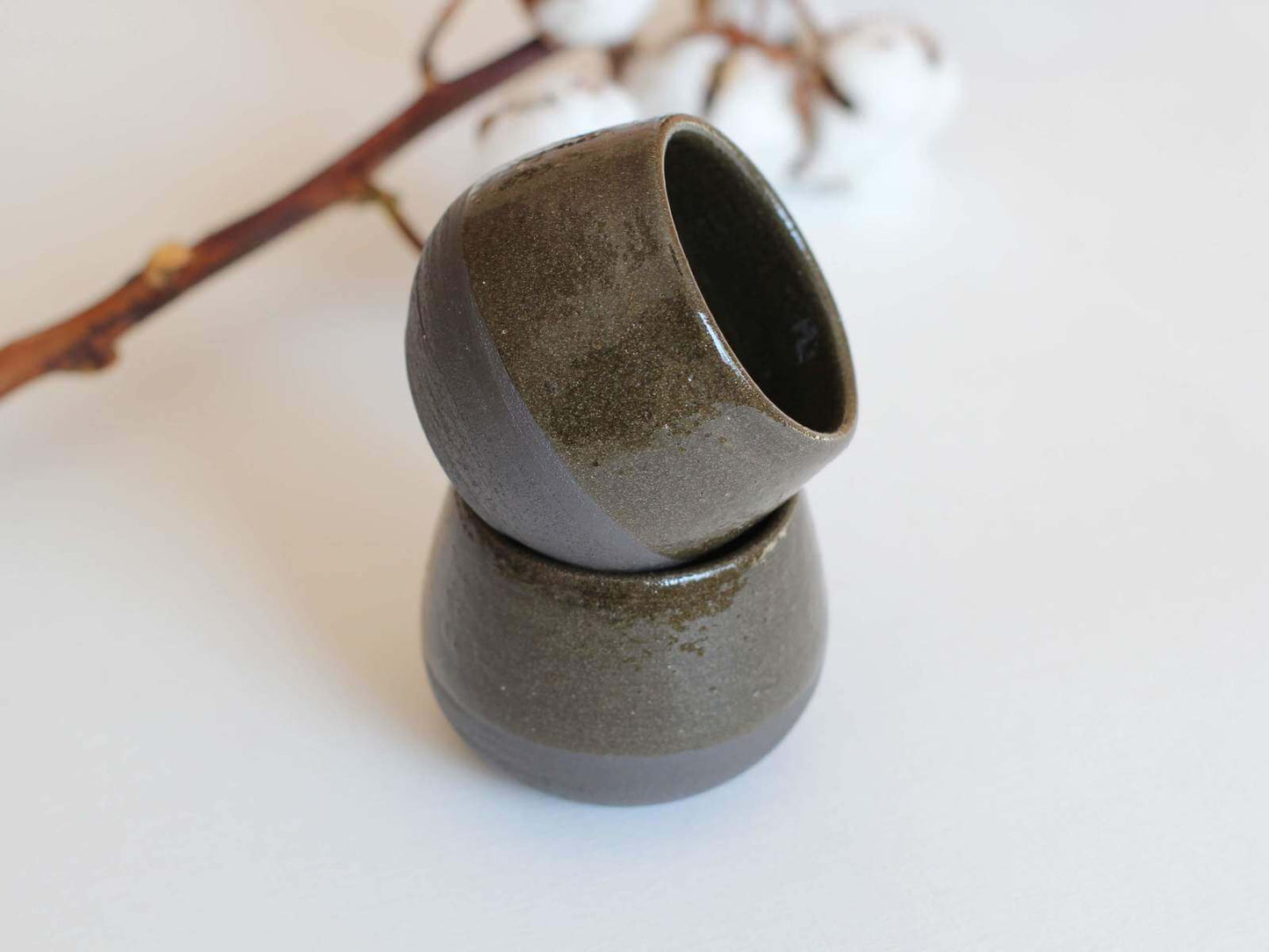Cană rotunjoară din ceramică