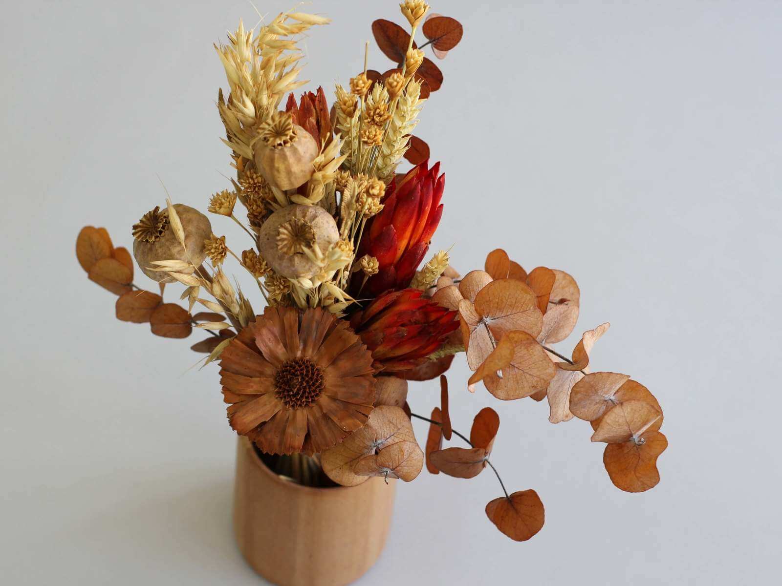 Buchet cu flori și plante naturale, conservate
