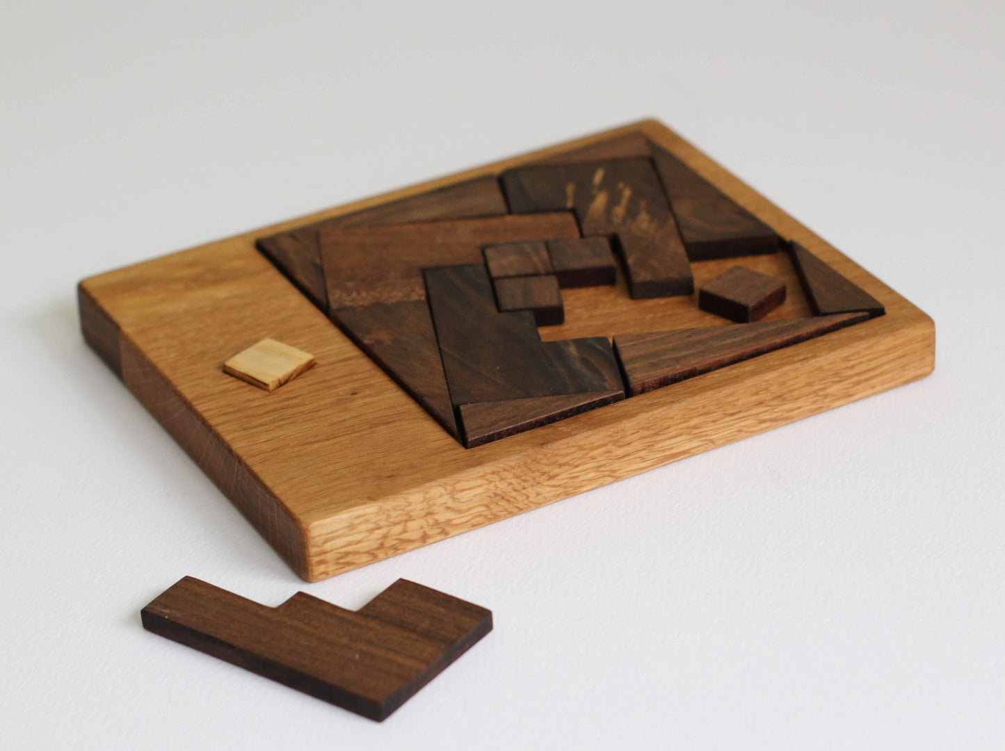 puzzle din lemn Patratul imposibil