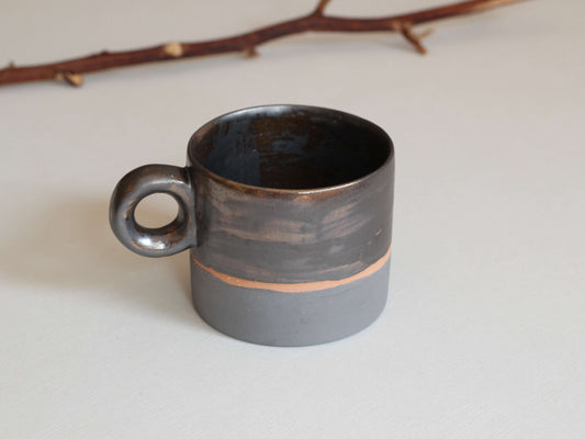 Cană din ceramică joacă de glazuri
