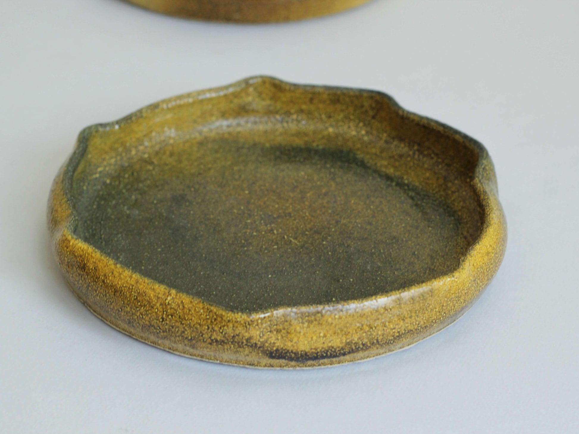 farfurie gresie ceramica lucrata manual