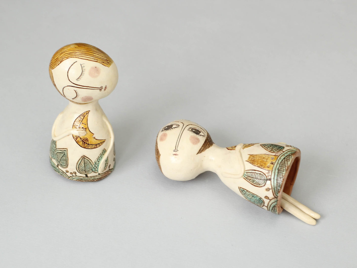 Set cu două păpuși decorative din ceramică - Luna și Soarele