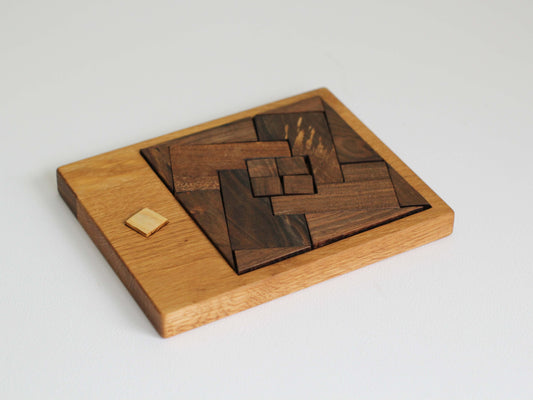 joc puzzle din lemn